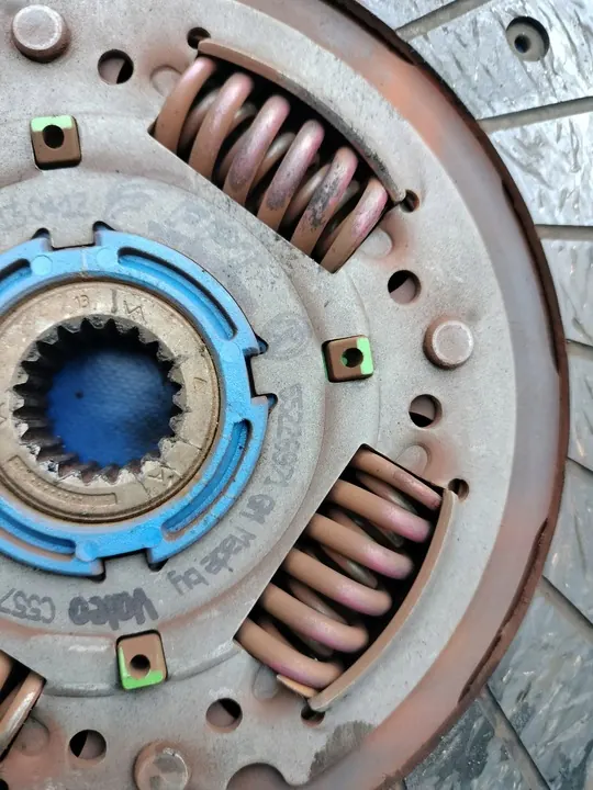 Kit de embreagem Fiat Doblo II 1.3 m-jet image 4