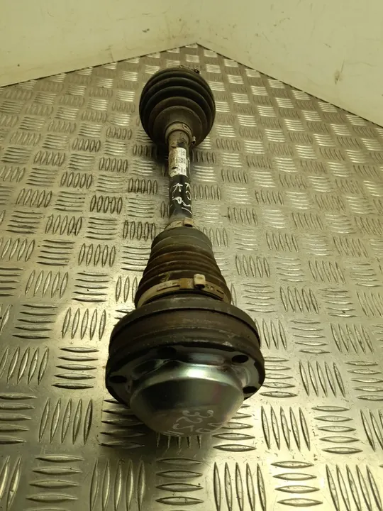 Drivaxel Škoda SUPERB III 2015 Främre Vänster OEM 3Q0407271AA image 2