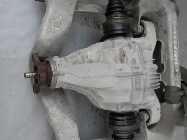 Rear Axle Porsche Panamera (970) 97035001105 image 2