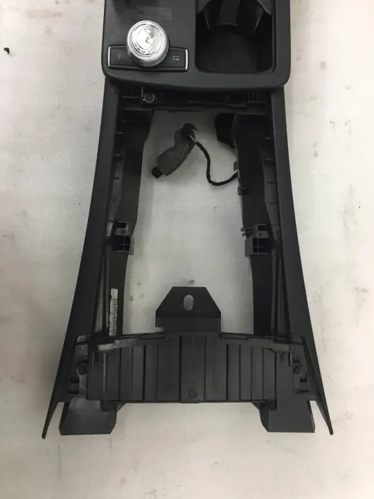 Accoudoir console centrale Mercedes C W204 OEM A2046800150 image 8