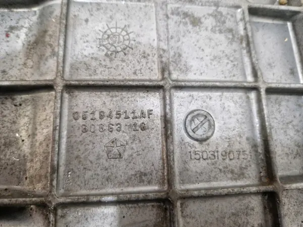 Cárter de aceite OEM 05184511AF para Dodge Challenger 2015- image 5
