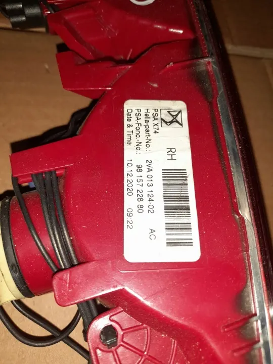DS 7 Halogeeni takavalo OEM 2VA013124-02 image 5