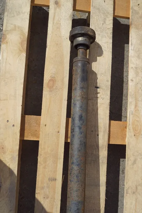 Drivaxel Audi A4 A5 8T0521101A image 3