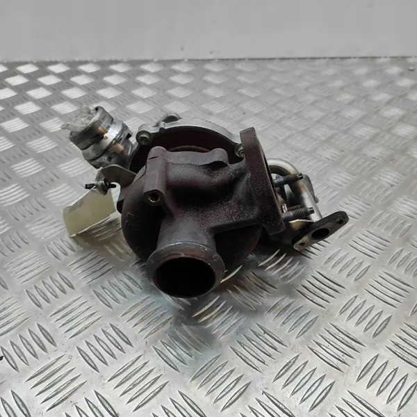 Turbo OEM 16359700011 para Renault Kadjar 1.5L image 3