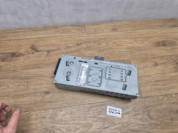 BMW OEM 9320144 Audioversterker voor F01 F02 F07 F10 F11 image 5