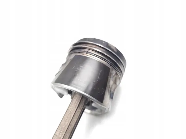 VW Passat Kolv med vevstake 1.9 TDI Diesel AVB image 2