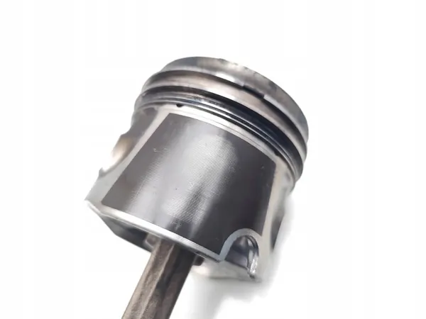 VW Passat Kolv med vevstake 1.9 TDI Diesel AVB image 3