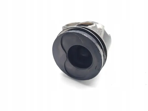 VW Passat Kolv med vevstake 1.9 TDI Diesel AVB image 4