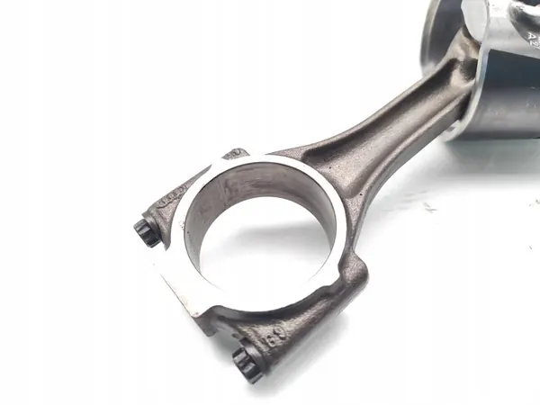 VW Passat Kolv med vevstake 1.9 TDI Diesel AVB image 5