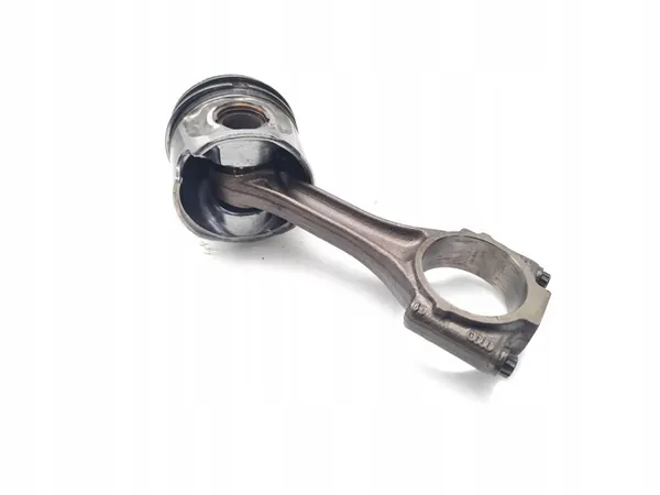 VW Passat Kolv med vevstake 1.9 TDI Diesel AVB image 6