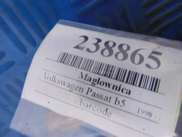 Vela de pré-aquecimento Volkswagen OE 8D1422074A image 8