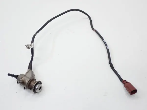 Inyector AdBlue OEM 04L131113S para Audi 2.0 TDI image 2