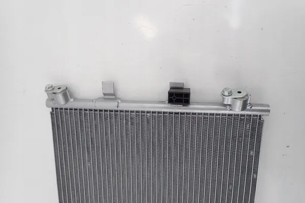 Ilmastointijäähdytin Ford C-Max II 2012-2020 OEM 614535 image 9