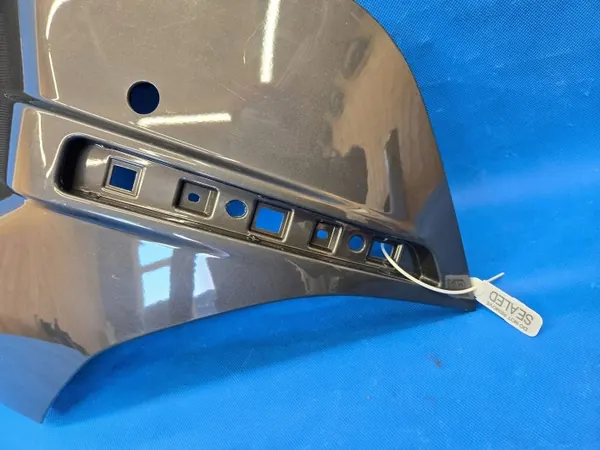 Achterbumper afdekking linkerkant OEM QUA11688 image 4