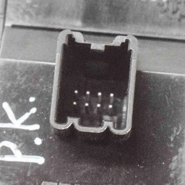 Interruptor de janela dianteira esquerda Chevrolet Malibu 2014 image 5