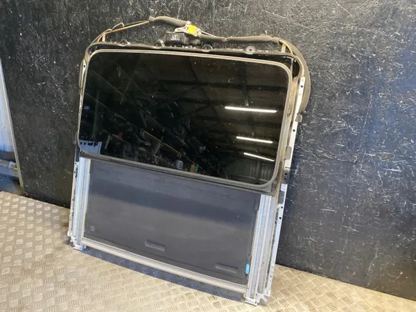 Techo solar Hyundai ix55 2011 usado OEM A08C01030 image 2