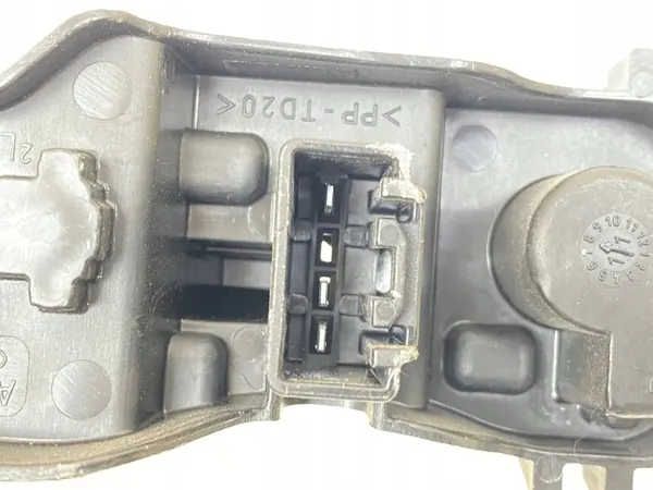 2012 Ford C-MAX II Parte de luz traseira AM5113N004HA image 3