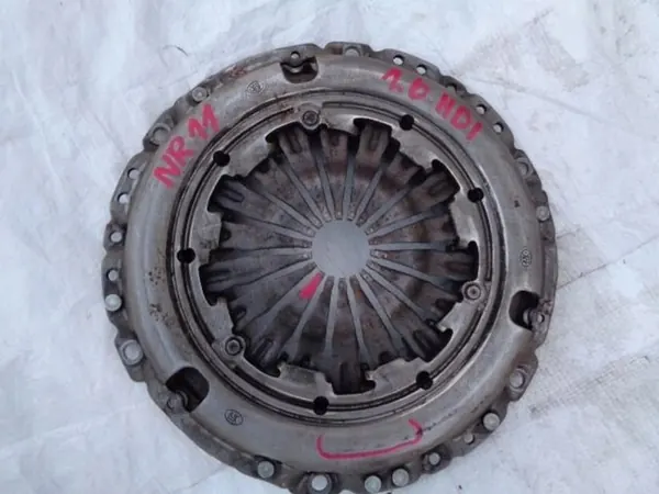 Kytkinpaketti PEUGEOT 208 1.6 BLUEHDI image 5