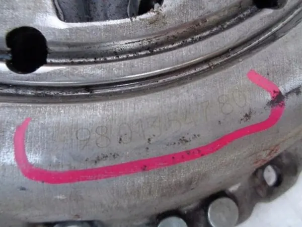 Kytkinpaketti PEUGEOT 208 1.6 BLUEHDI image 6