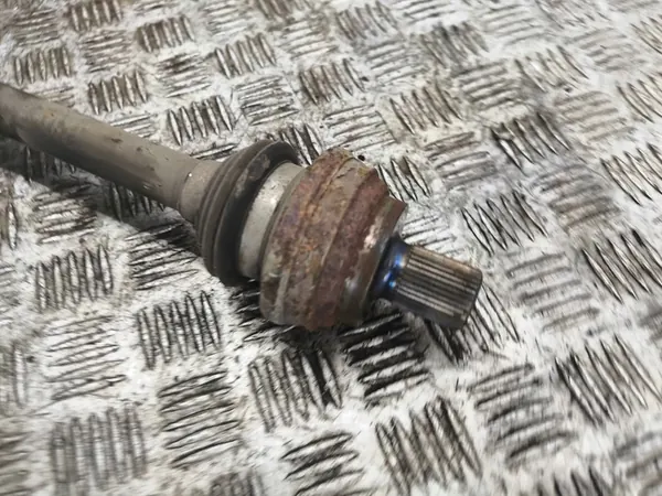 Volkswagen Arteon 2019 Vänster Bakaxel image 2