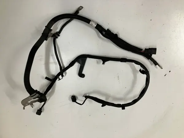Käynnistinjohto OEM 8W0971228BC Audi A4 B9 image 2