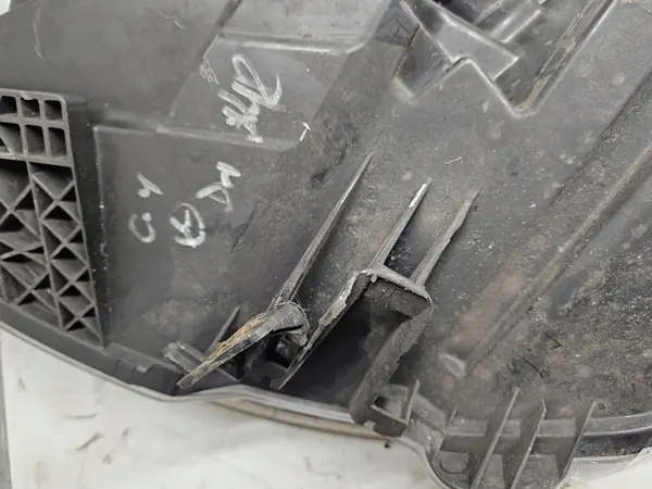 Farol Direito 9684382280 Citroen C4 1 I Lift 08-11 image 7