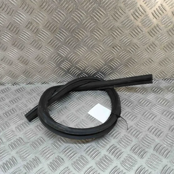 Jointures avant Porsche Cayenne OEM 7P5823727A image 2