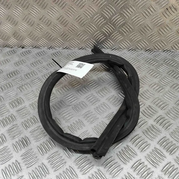 Jointures avant Porsche Cayenne OEM 7P5823727A image 4