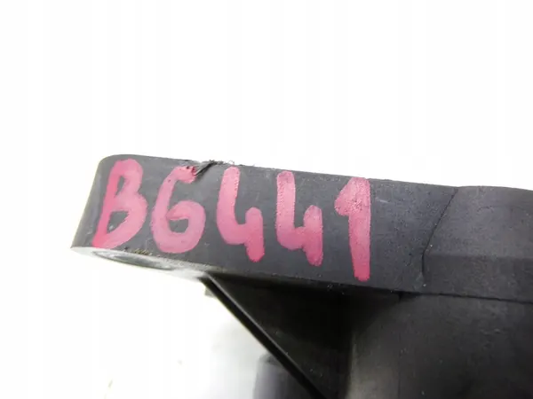 Carcasa de termostato VW Polo 6R Ibiza 6J Scirocco III 1.4 TFSI image 5