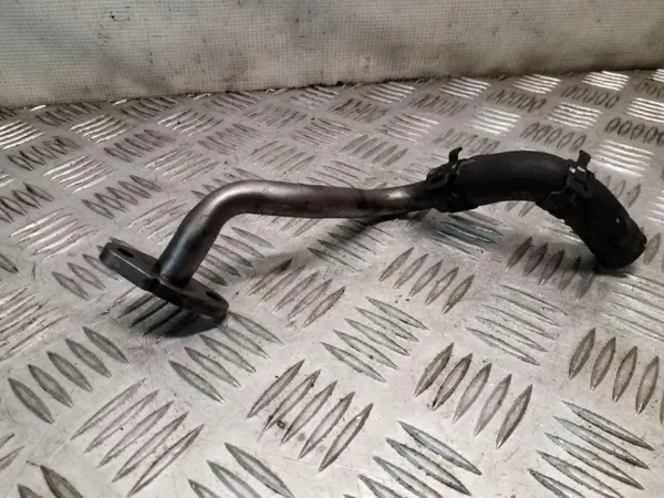Turbolatauksen voiteluputki OEM 03L145735 Audi A4 image 3
