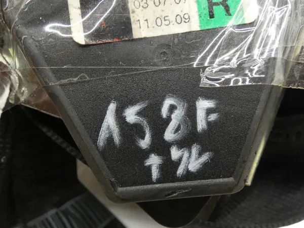 Turvavyö matkustaja oikea taka OEM 8F0857806 Audi A5 image 5