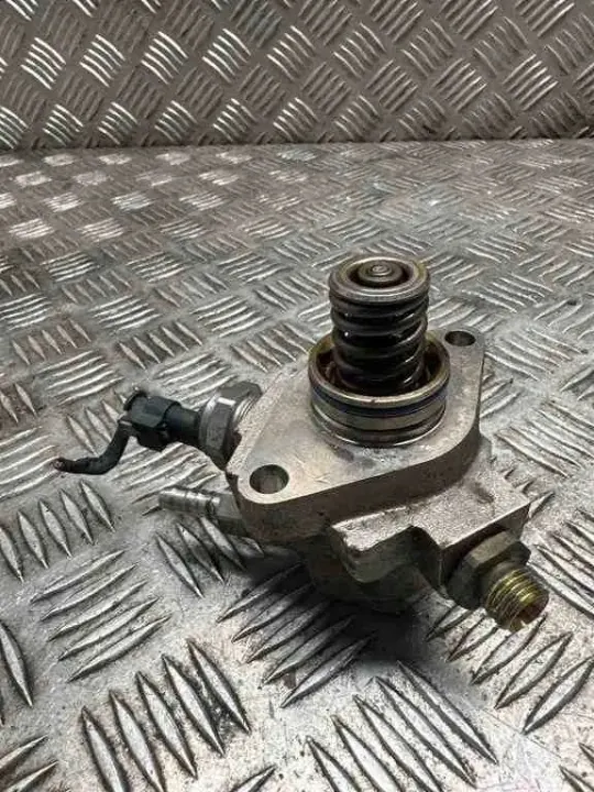 VW Bränslepump OEM 04e127026at för Polo 2017 image 3
