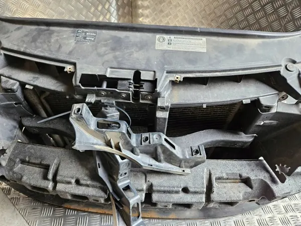 Cinto dianteiro OEM ESH830 para Volkswagen Passat B6 image 8