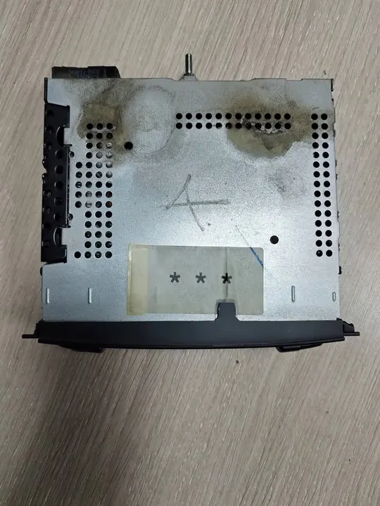 Radio Citroen Xsara 963898448002 image 2