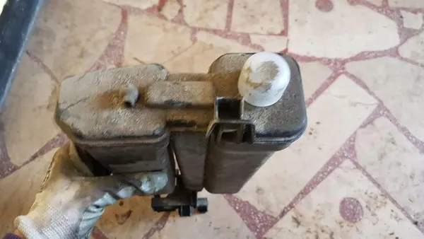 Filtro de carbono Audi A3 S3 8V 2016 5Q0201801 image 3