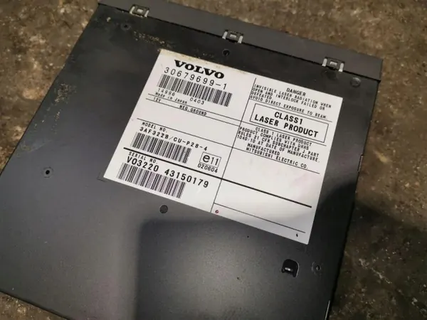CD-wisselaar Volvo XC60 OEM 30679699 2.4L Diesel image 5