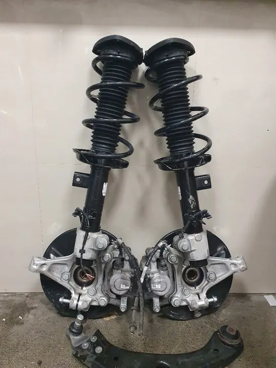 VOLVO XC40 2018+ Parti di Sospensione Anteriore Destra image 2