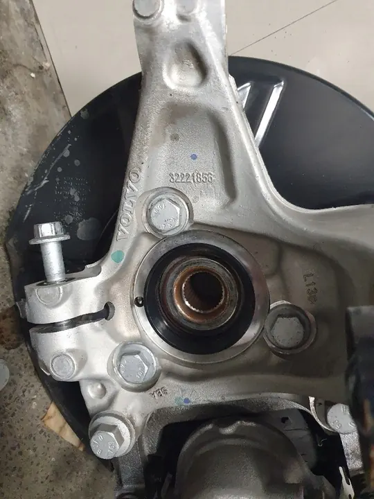 VOLVO XC40 2018+ Parti di Sospensione Anteriore Destra image 3