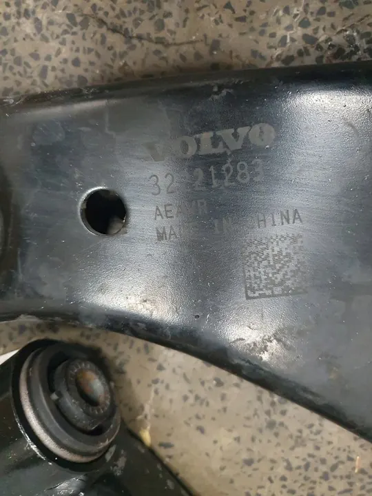 VOLVO XC40 2018+ Parti di Sospensione Anteriore Destra image 6