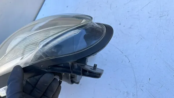 Oikea etuvalaisin Nissan Qashqai J10 image 6