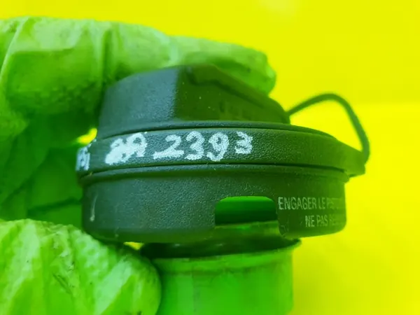 Tankdeckel OEM 3D0201553D für Audi A4 B7 2.0 TFSI image 5