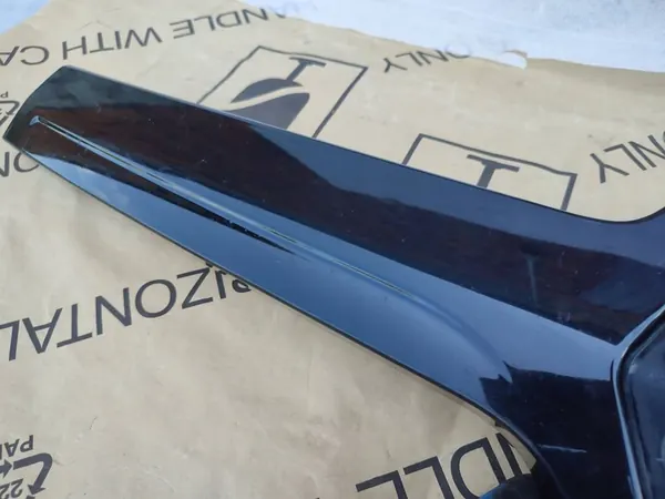 GRILL ATRAPA RENAULT TRAFIC III image 5