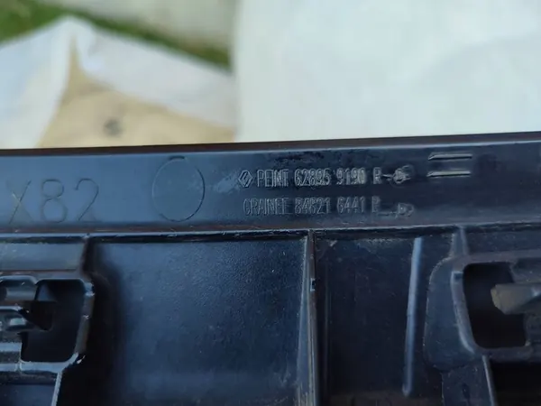 GRILL ATRAPA RENAULT TRAFIC III image 9