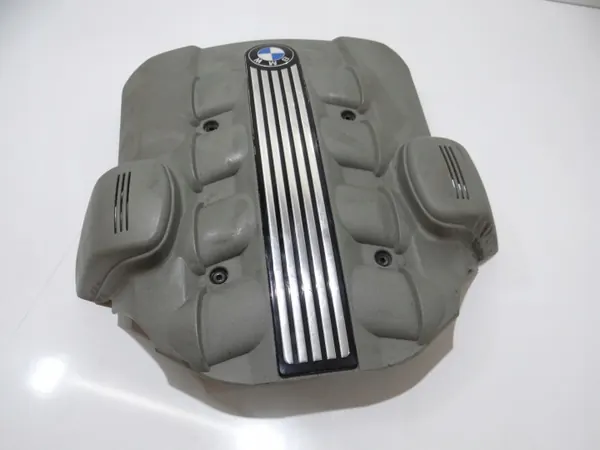 Couvercle Moteur V8 BMW OEM 7547378 pour E60/E63 image 2