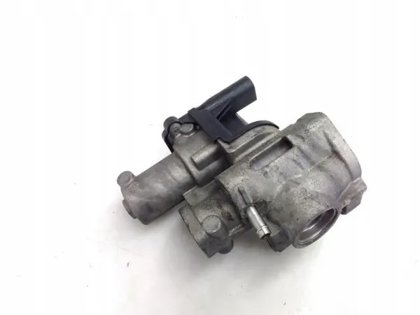 Soupape AGR Audi OE 059131501D - État Utilisé image 2
