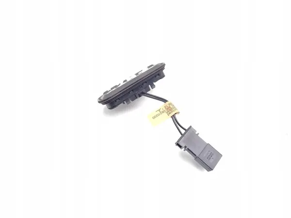 Interruptor do porta-malas Opel Astra 2012 image 3