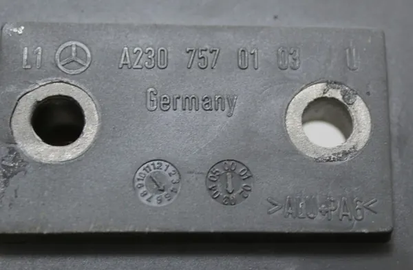Mercedes SL R230 kofferbakbuffergeleider links OEM A2307570103 image 5