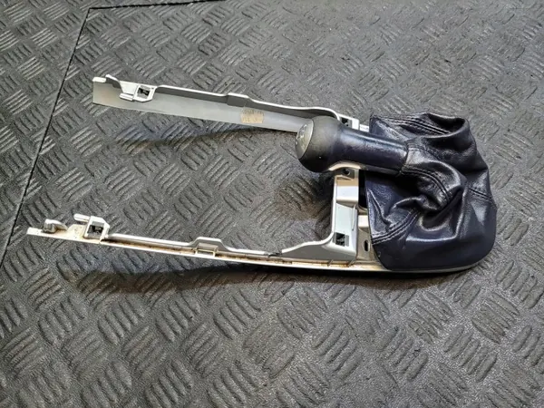 Cadre de botte de levier OEM 99755326102 Porsche image 2