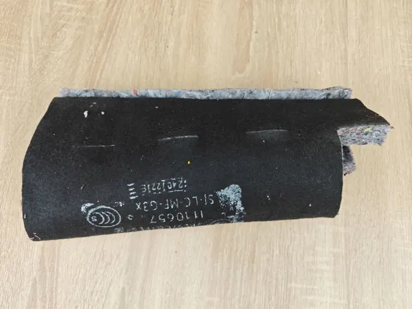 BMW G30 G31 Sidoväggsisolering OEM 7381211 image 3