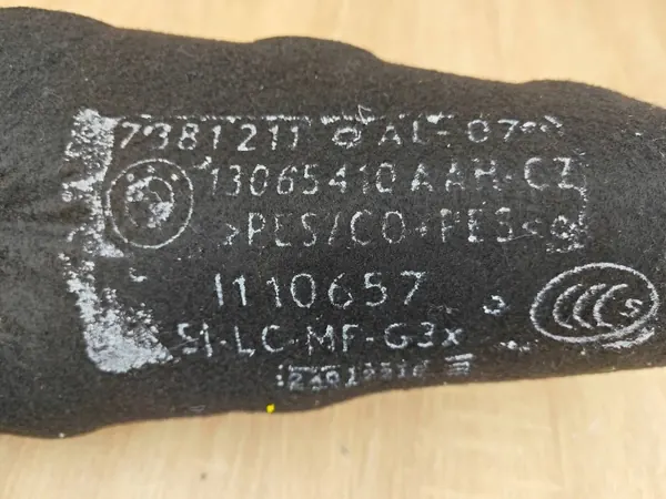 BMW G30 G31 Sidoväggsisolering OEM 7381211 image 4
